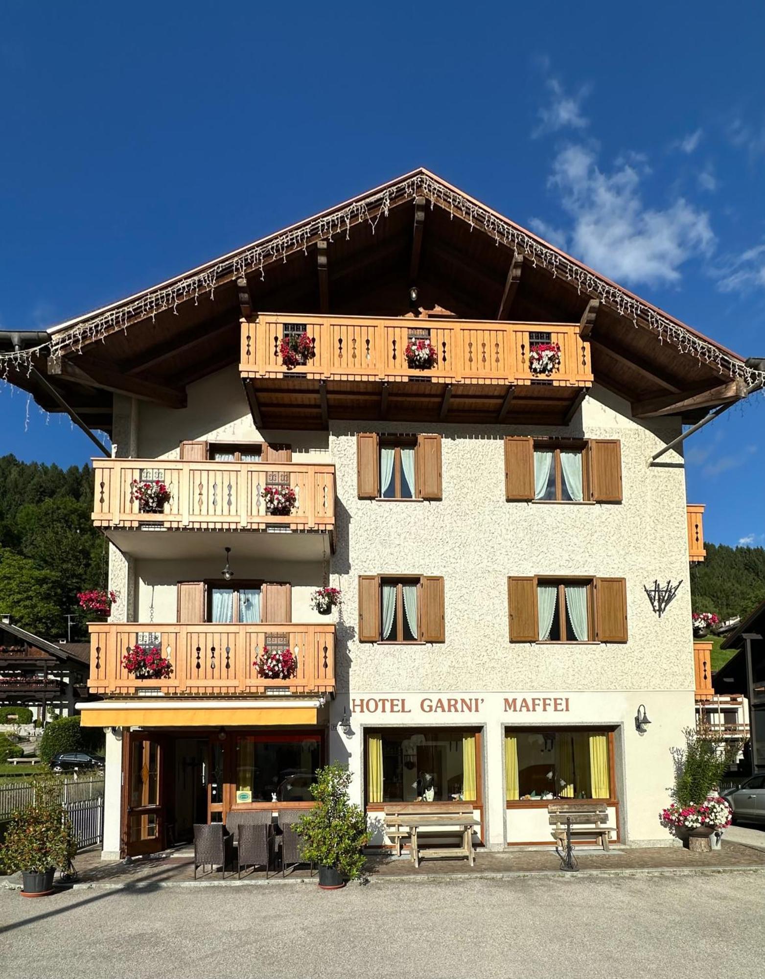 Hotel Garni Maffei Pinzolo Luaran gambar