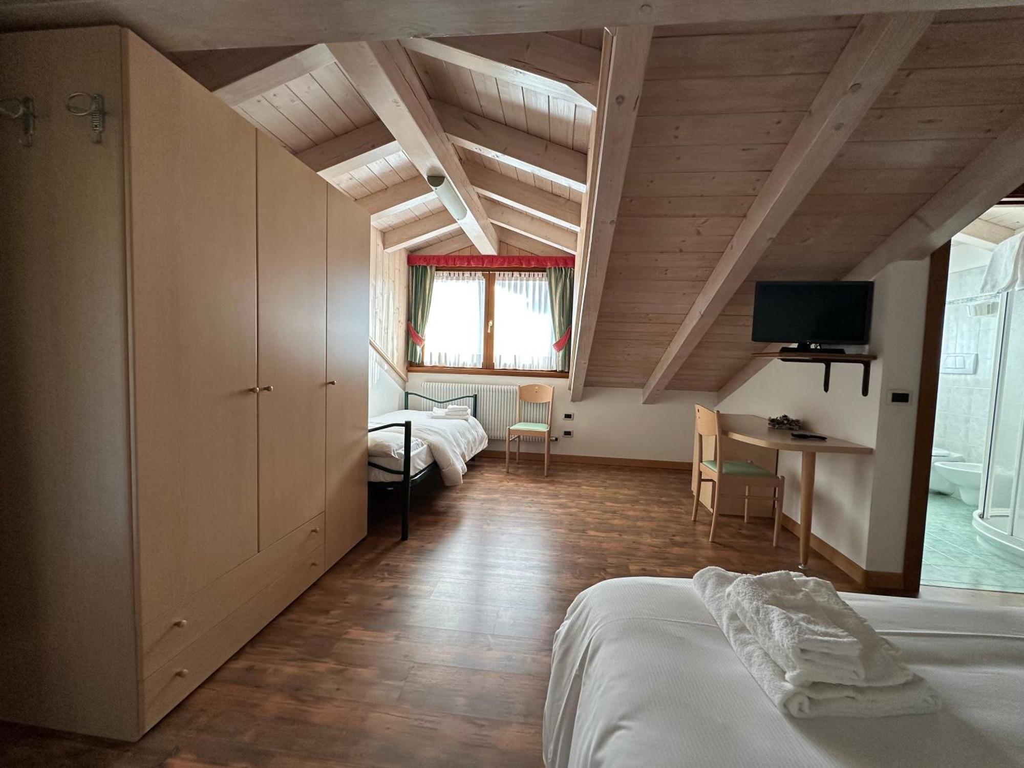 Hotel Garni Maffei Pinzolo Luaran gambar