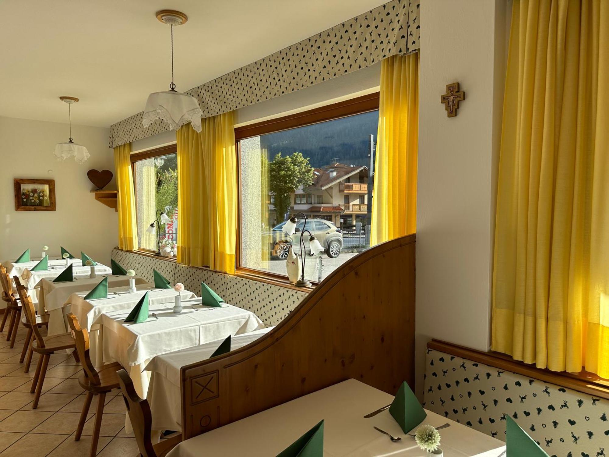 Hotel Garni Maffei Pinzolo Luaran gambar